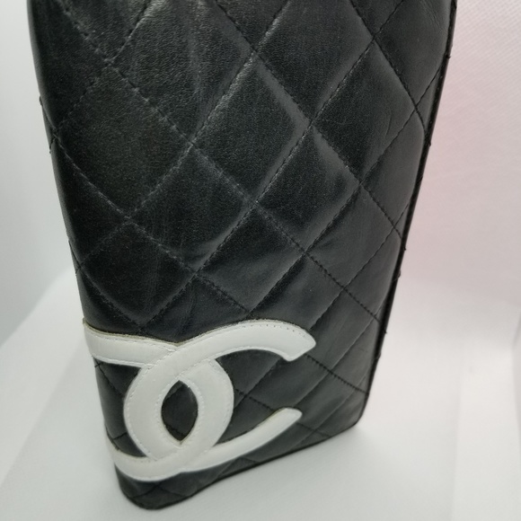 CHANEL Handbags - Chanel  CC Leather Bill-Fold Wallet